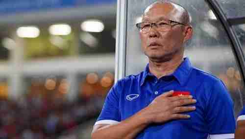 مدرب فيتنام يطلب تقليص مهامه بعد الخروج من كأس آسيا  