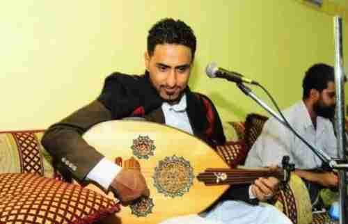 .مليشيا الحوثي تجبر فنان يمني على الإمتناع عن الغناء