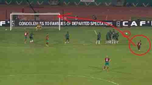 أشرف حكيمي يقود المغرب إلى ربع نهائي كأس إفريقيا بهدف "عالمي" (فيديو)