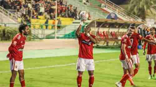 الأهلي المصري يضم لاعبا جزائريا للقلعة الحمراء (صورة)