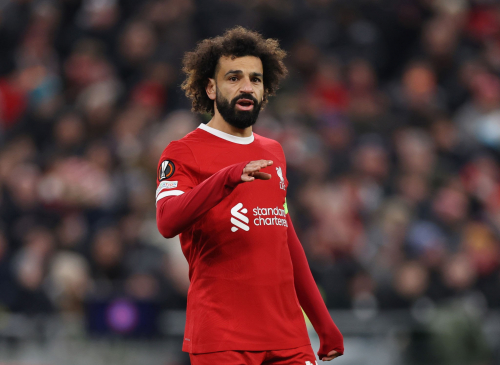 الهلال يتواصل مع صلاح.. وكشف موقف اتحاد جدة