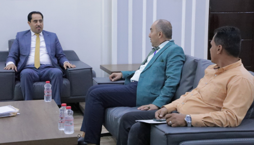 الوزير البكري يبحث مع رئيس جامعة تعز امكانية فتح كلية التربية الرياضية