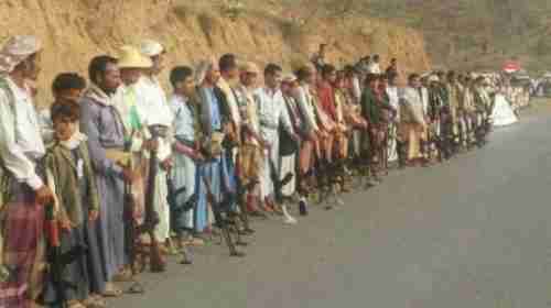 قبائل حجور تهدد بنقل المعركة مع الحوثيين إلى عمران