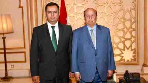 الرئيس عبدالملك يفاجئ هادي بقرار الاستقالة 