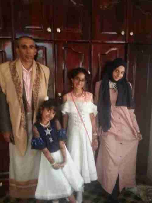 قاتل بناته الثلاث في صنعاء يتقدم الى والدتهن بطلب حساس 