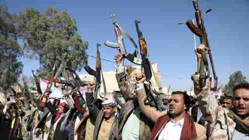   الحوثيون: وقف إطلاق المسيرات والصواريخ باتجاه السعودية مقابل إنهاء غارات التحالف العربي