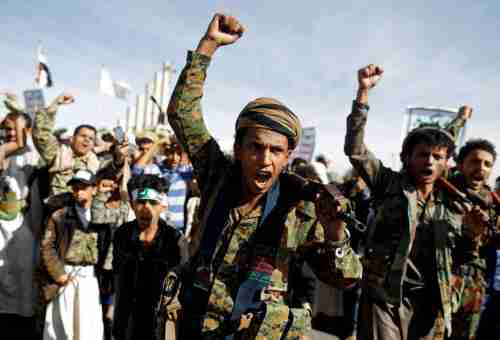 الحوثيون يطالبون مشائخ وعقال الحارات في مناطق سيطرتهم التحشيد لدورات قتالية وعسكرية  (وثيقة)
