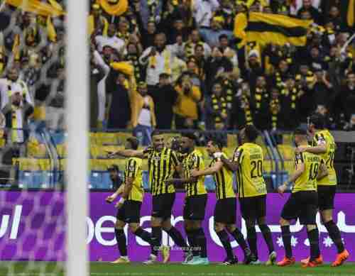 اتحاد جدة يصعق الطائي بهدف قاتل