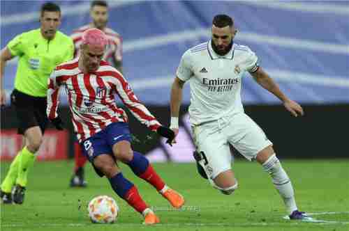  بنزيما وجريزمان على رأس التشكيل المتوقع لديربي مدريد