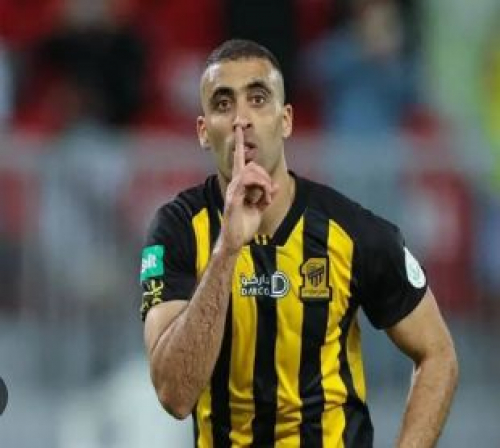 حمد الله: أرضية ملعب نافباخور لا تصلح لكرة القدم