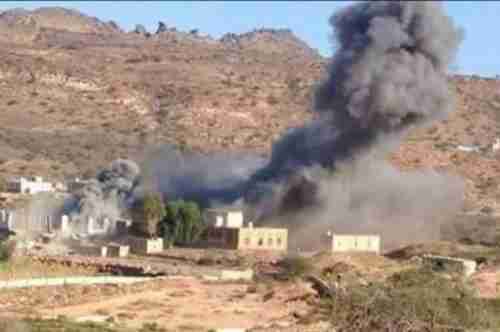 الحوثيون يفجرون 13 منزلا في حجور ووزارة حقوق الإنسان تكشف عن عدد المنازل المفجرة منذ بداية الانقلاب