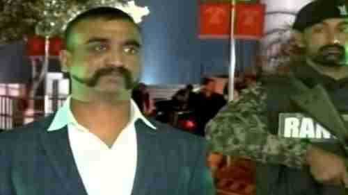 فيديو للطيار الهندي المحرر يثير غضب مواطنيه