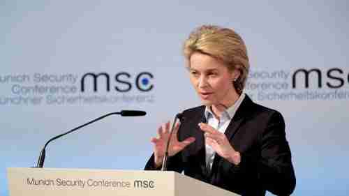 وزيرة الدفاع الالمانية تخاف على روسيا من الصواريخ الصينية