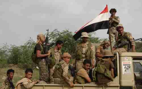 خبير عسكري واستراتيجي هنالك نوعين في صف الشرعية يخدمان الحوثي تعرف عليهم.!