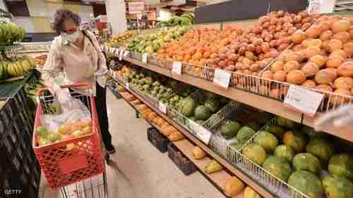 هكذا تحمي نفسك من كورونا عند شراء الخضروات من السوق 