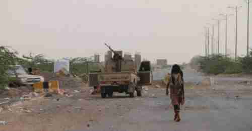 انفجار الوضع عسكريا بين قوات طارق صالح والحوثيين ومعارك عنيفة الآن داخل مدينة الحديدة