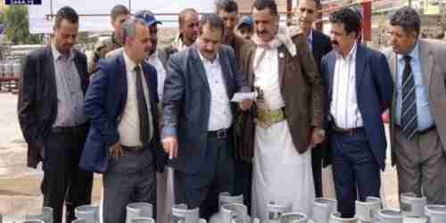 الحوثيون يتراجعون عن تسعيرة الغاز المنزلي ويلزمون عقال الحارات بهذا السعر (تفاصيل)