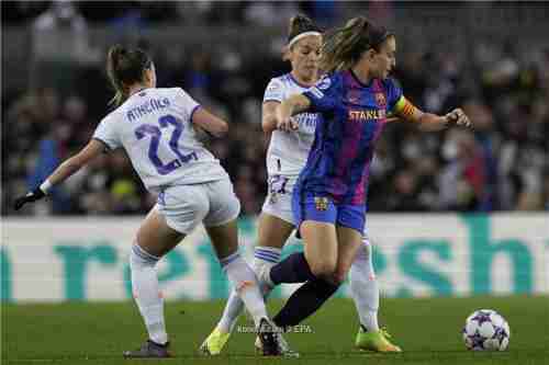 بالصور: خسارة ثقيلة لريال مدريد أمام برشلونة في كلاسيكو السيدات