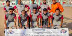  الدرينة يقصي شباب العيدروس في دوري الهوكي الرمضاني