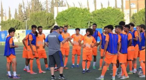  السعودية تجهز اليمن قبل مواجهة الإمارات