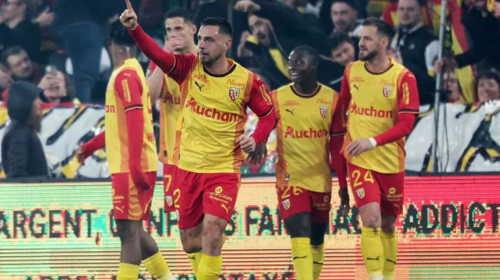 بالصور: بريست يقدم هدية ثمينة لسان جيرمان