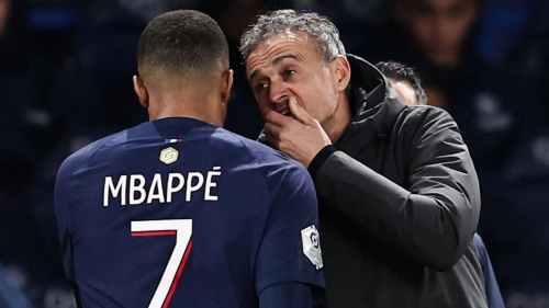 إنريكي يفجر قنبلة جديدة حول مبابي