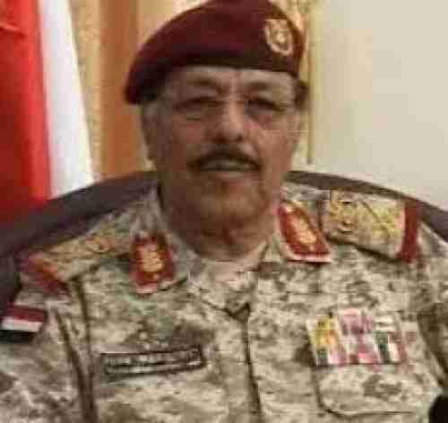 خطوة جريئة ..   علي محسن يسعى للاطاحة باقوى عسكري موالي للرئيس هادي في الجنوب 