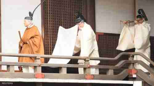 تفاصيل تنازل إمبراطور اليابان عن عرشه “لآلهة الشمس”