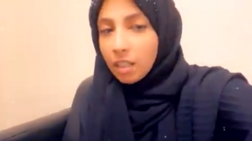 بعد اعتقالها.. فيديو جديد لسائقة "التاكسي" السعودية التي أهانت شرطي المرور