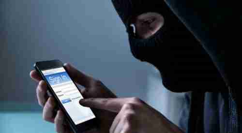 12 علامة تدل على أن هناك من يتجسس على هاتفك
