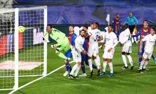 بالصور: ريال مدريد يقفز للصدارة على أكتاف برشلونة