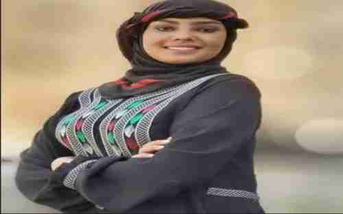   العارضة انتصار تشتكي لمحاميها من سوء المعاملة في سجون الحوثي 