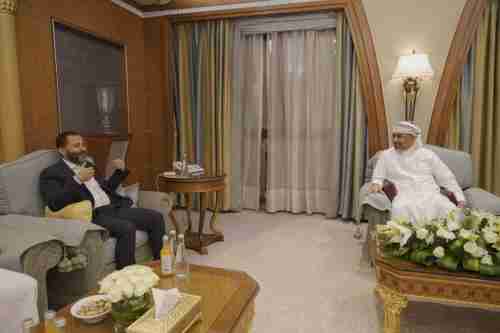 السعودية تعلق على أول لقاء أجراه عيدروس الزبيدي مع حميد الاحمر