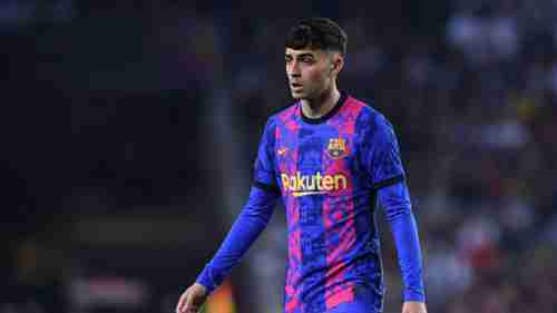 الإصابة تنهي موسم المتألق بيدري مع برشلونة