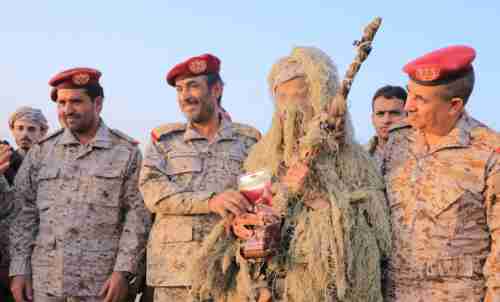 رئيس هيئة الاركان يوجه القوات بالاستعداد والجهوزية التامة.. ويؤكد: سنحتفل قريبا في صنعاء