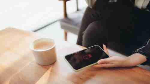 خلل في "أندرويد" قد يتسبب في"قصف" عمر البطارية!