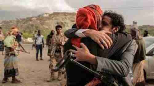 تفاصيل اتفاق جديد بين الشرعية والحوثيين في تعز