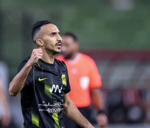 النيران الصديقة تمنح اتحاد جدة فوزا مثيرا على الحزم