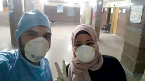 ممرضة مصرية استقبلت نبأ إصابتها بـ«سيلفي»... فتمردت على الخوف