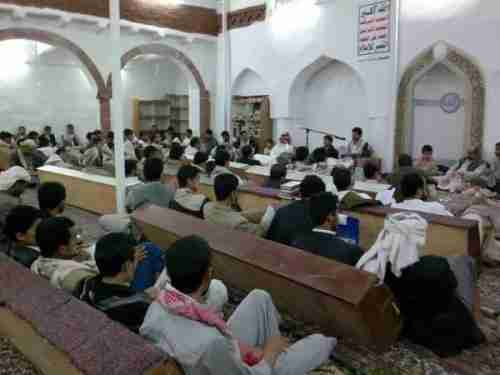 إب.. مليشيا الحوثي تواصل انتهاك حرمة المساجد
