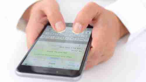 بهذه الحيلة.. تختفي تماما عن واتساب دون أن تحذفه!