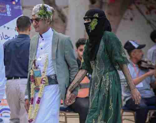 زفاف مثير للجدل في تعز .. وناشطة سياسية : هذا العرس يحبه الله ورسوله