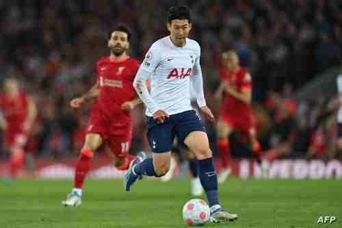 ليفربول يتعثر في السباق على اللقب