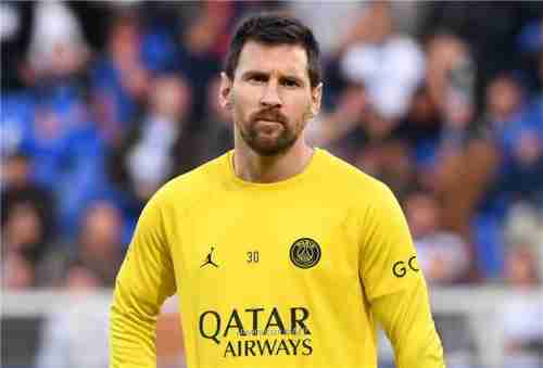 ميسي: لم أتلق أي عرض من برشلونة