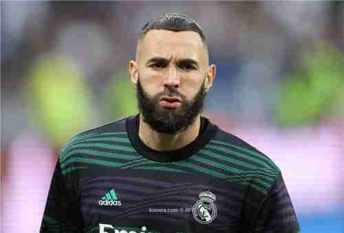ريال مدريد يستعد لورطة بنزيما بالعودة إلى هدف قديم