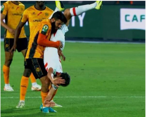  لاعب بركان يسرق الأضواء في نهائي الكونفيدرالية