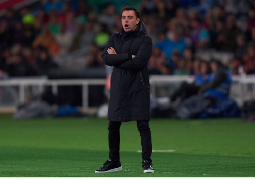 فيديو : وصول تشافي للمدينة الرياضية للاستعداد لمواجهة إشبيلية