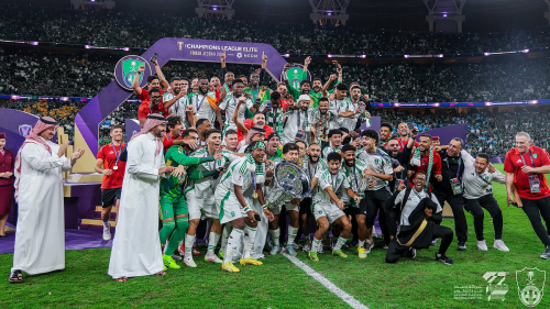 الأهلي السعودي يتوج بطلاً لكأس النخبة الآسيوية الأولى 