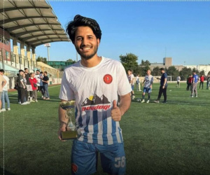 ولد علي يستدعي نويد من الامارات لمواجهة لبنان في الكويت 