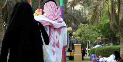 عكاظ : شاب سعودي يتهم مواطنا بالاختلاء المحرم بوالدته..   وأمام المحكمة «الأم» تكشف سرا اخفته منذ خمس سنوات .."تفاصيل"